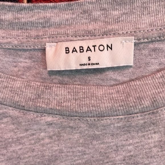 Babaton | S Small Light Gray Shoulder Pad Tank Shirt Aritzia - Picture 5 of 8